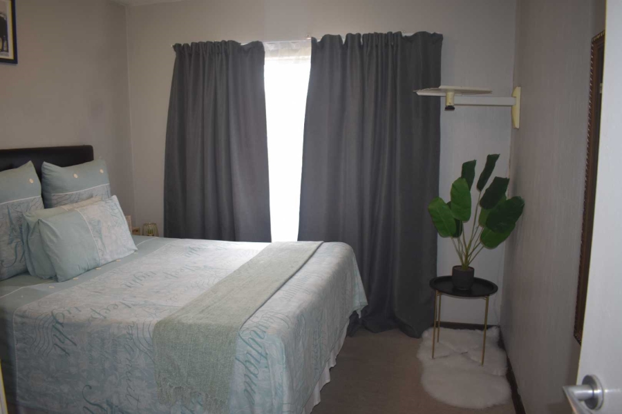 2 Bedroom Property for Sale in Beacon Bay Eastern Cape